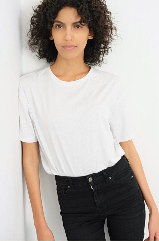 1-sarah-e-main-book-victor-talent-spotters