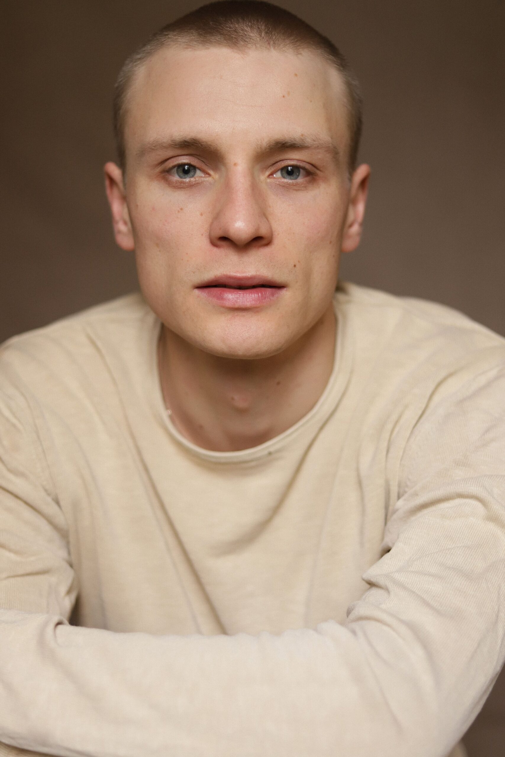 1-teo-v-main-book-victor-talent-spotters