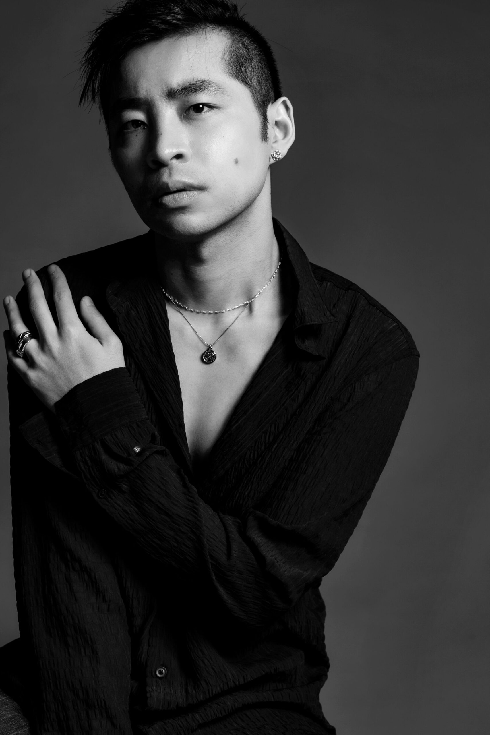 1-yun-l-main-book-victor-talent-spotters