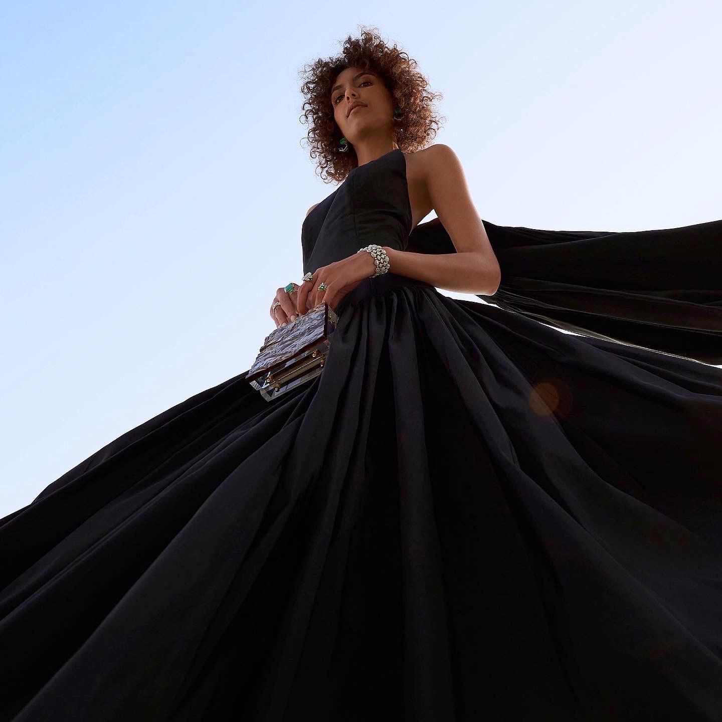 11-sarah-e-main-book-victor-talent-spotters