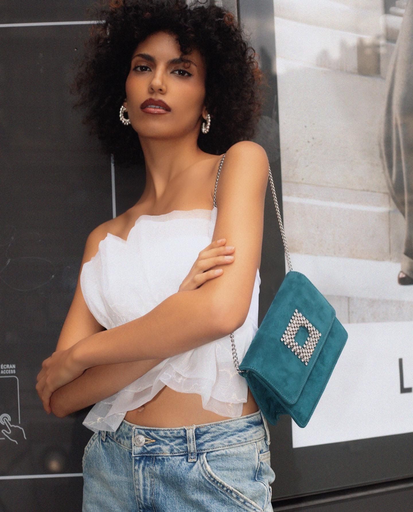 14-sarah-e-main-book-victor-talent-spotters