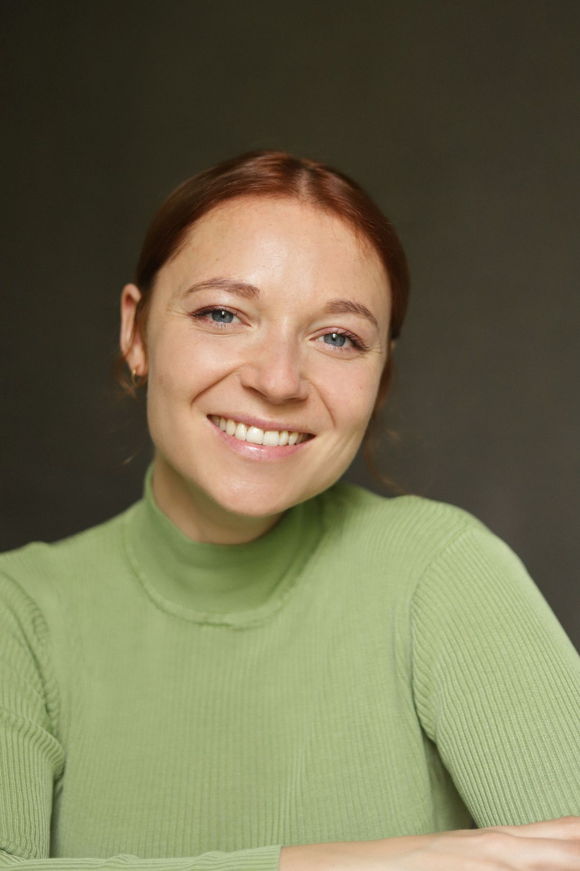 2-chloe-g-main-book-victor-talent-spotters