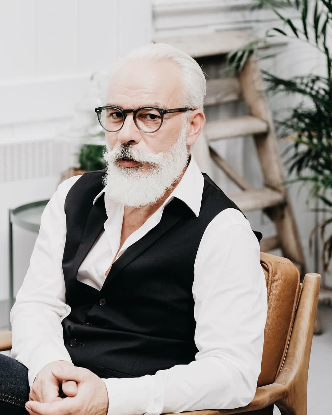 3-phil-b-main-book-victor-talent-spotters