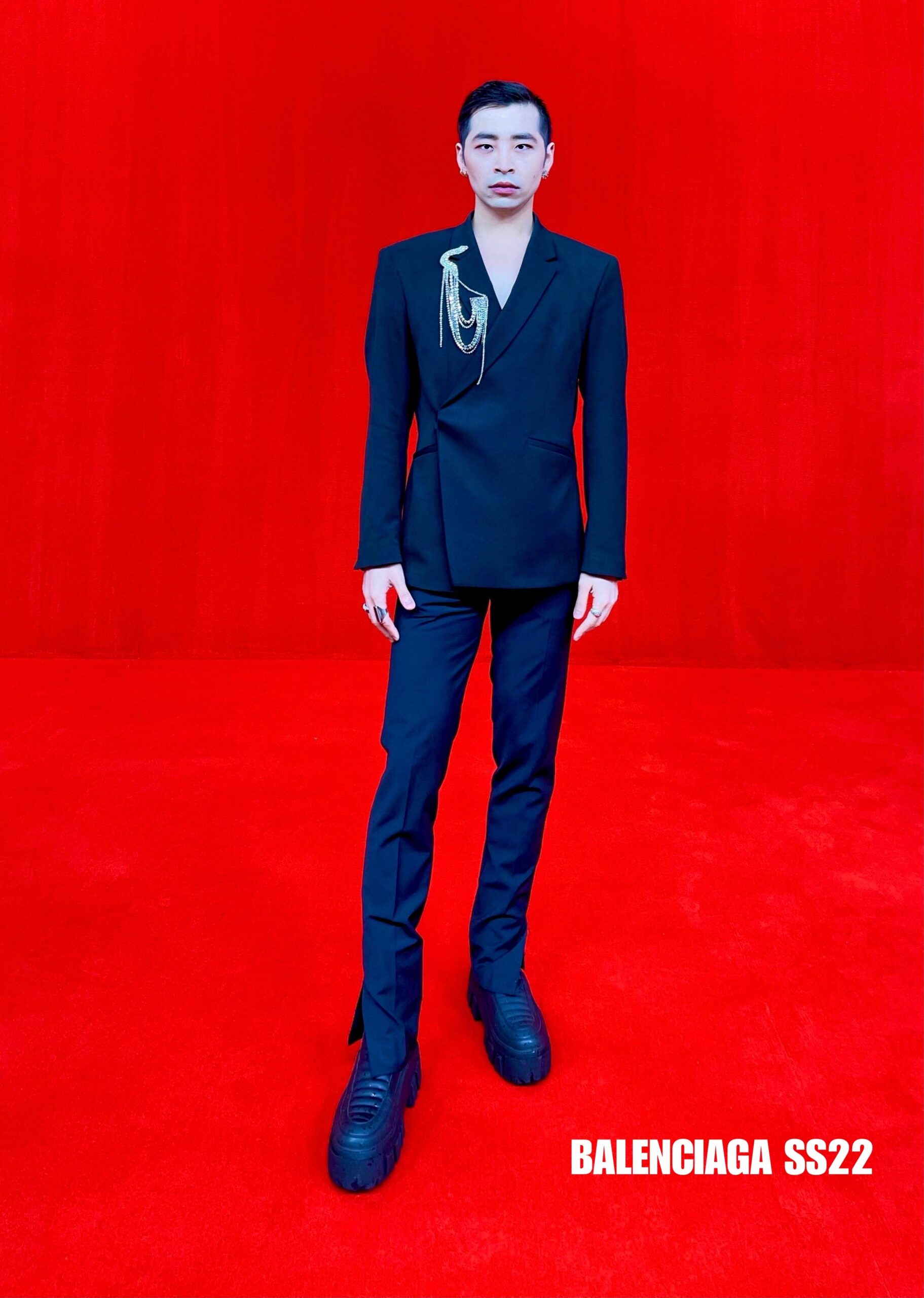 3-yun-l-main-book-victor-talent-spotters