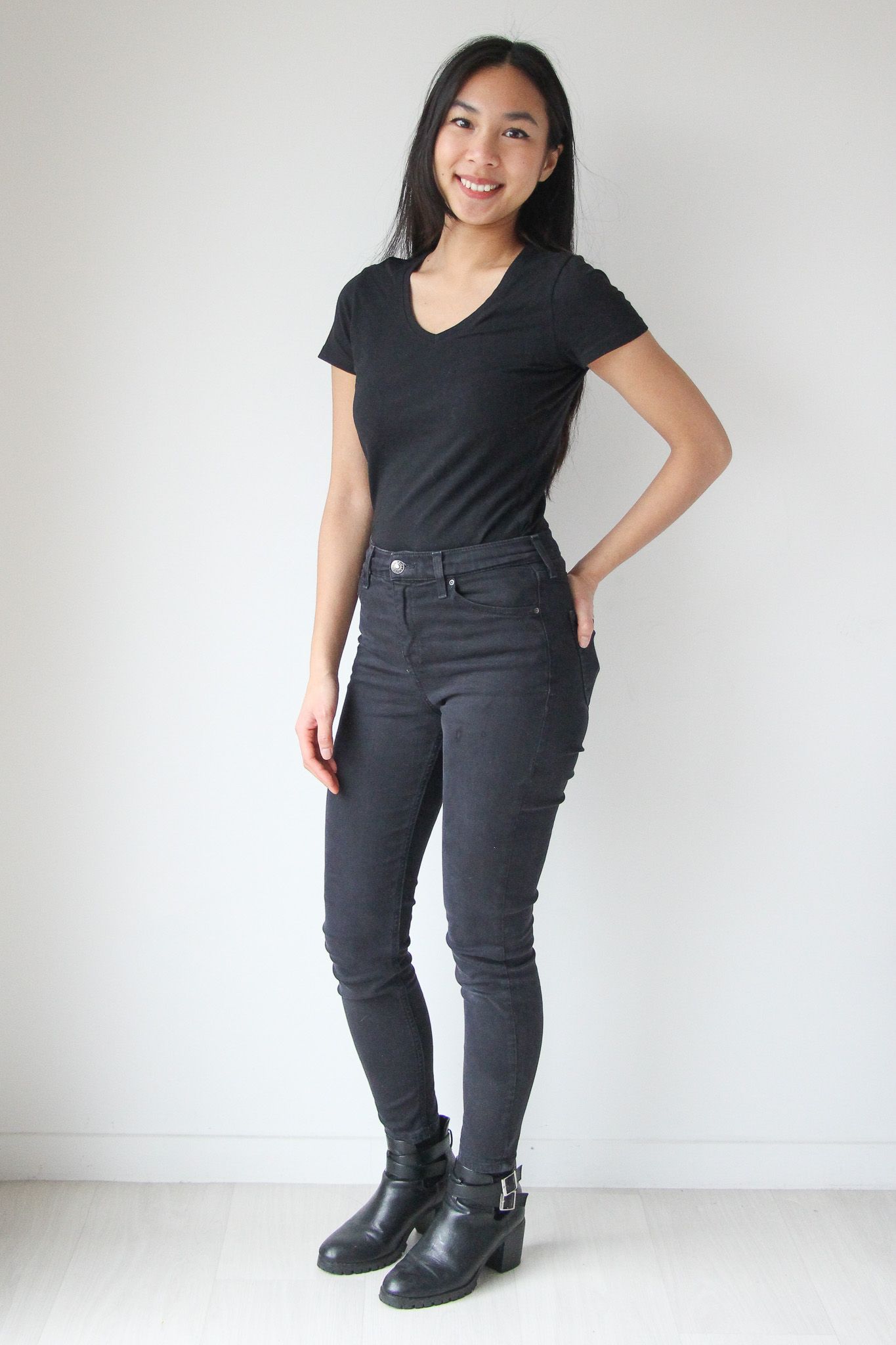 4-vilaysone-s-main-book-victor-talent-spotters