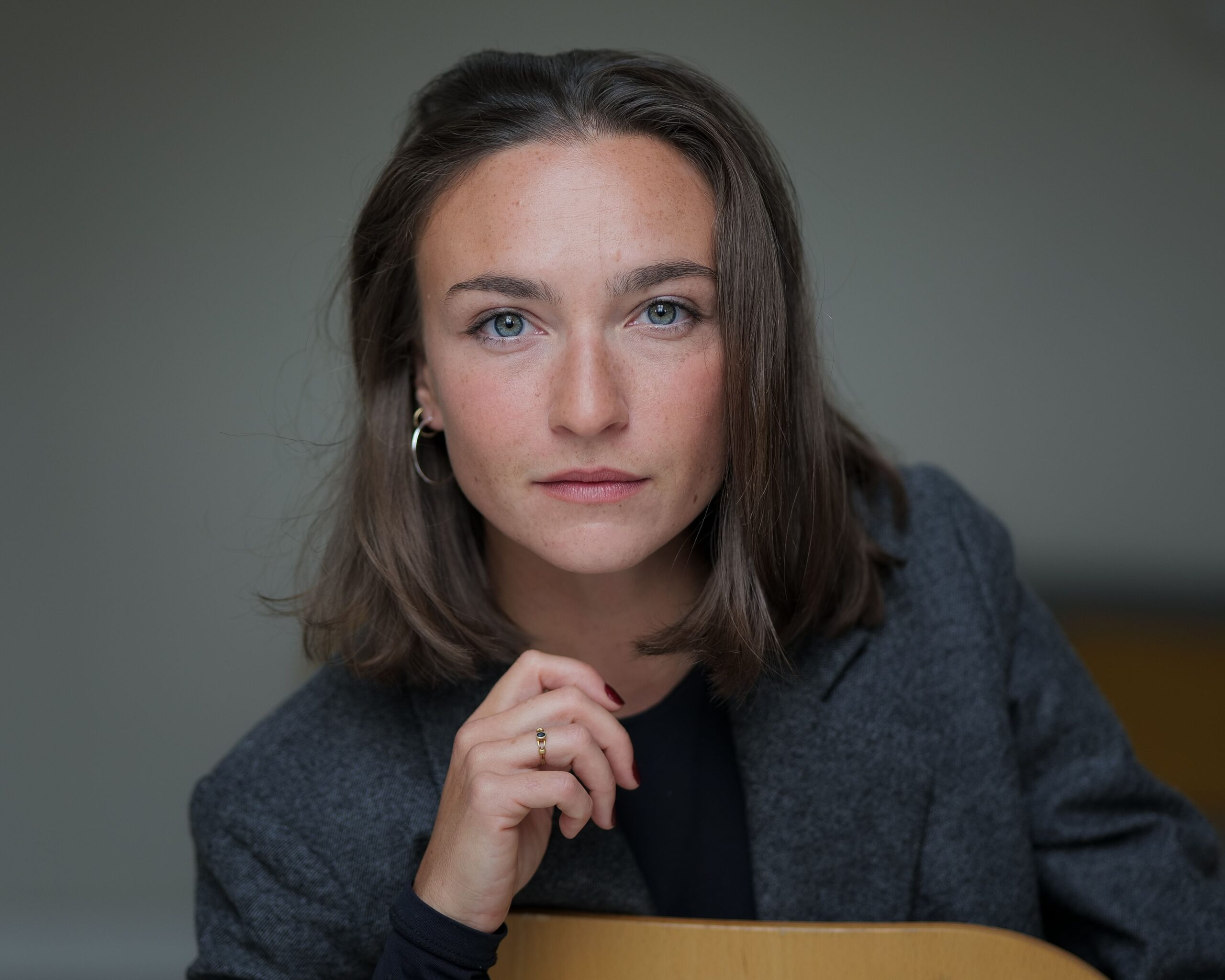 5-lisa-c-main-book-victor-talent-spotters