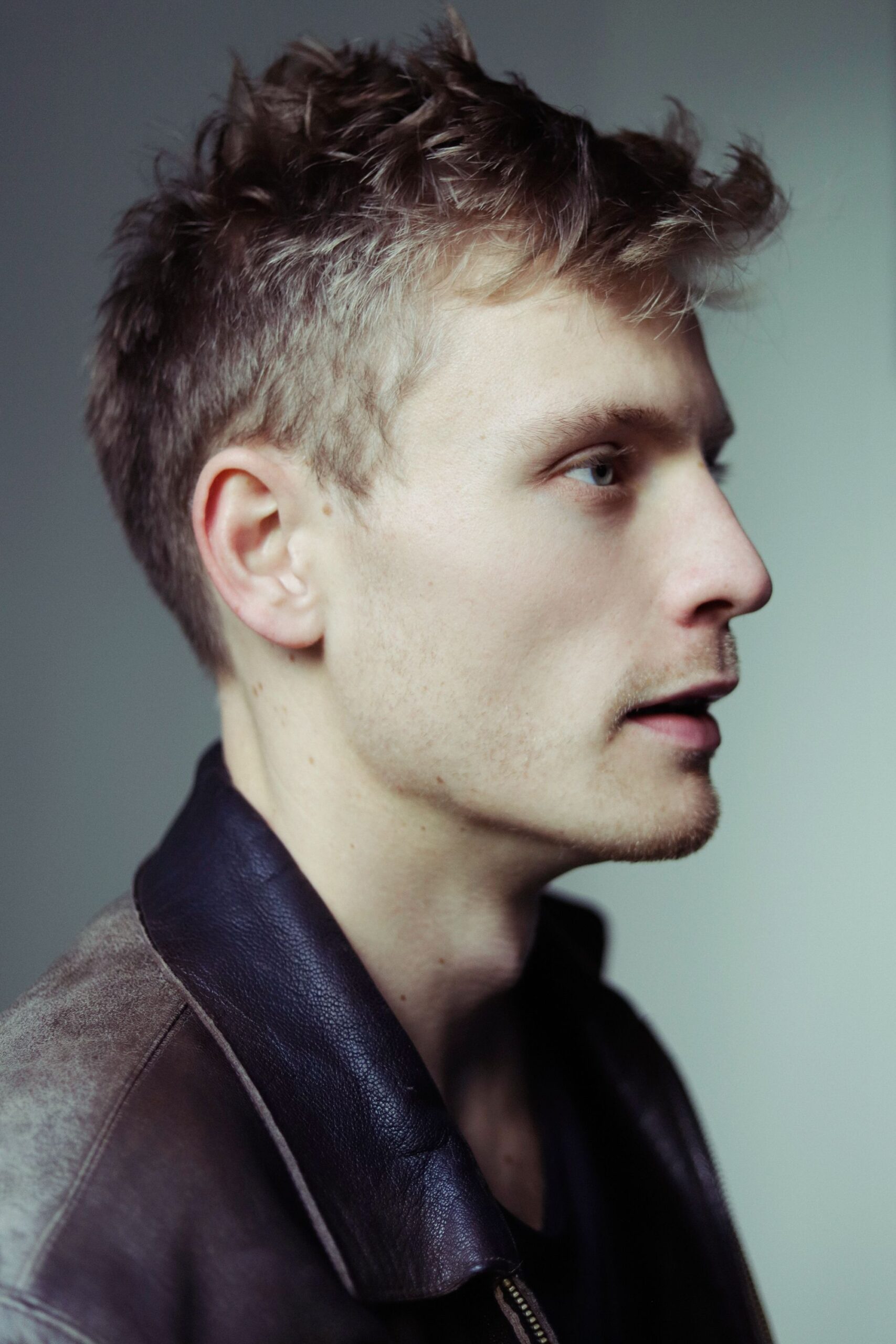 5-teo-v-main-book-victor-talent-spotters