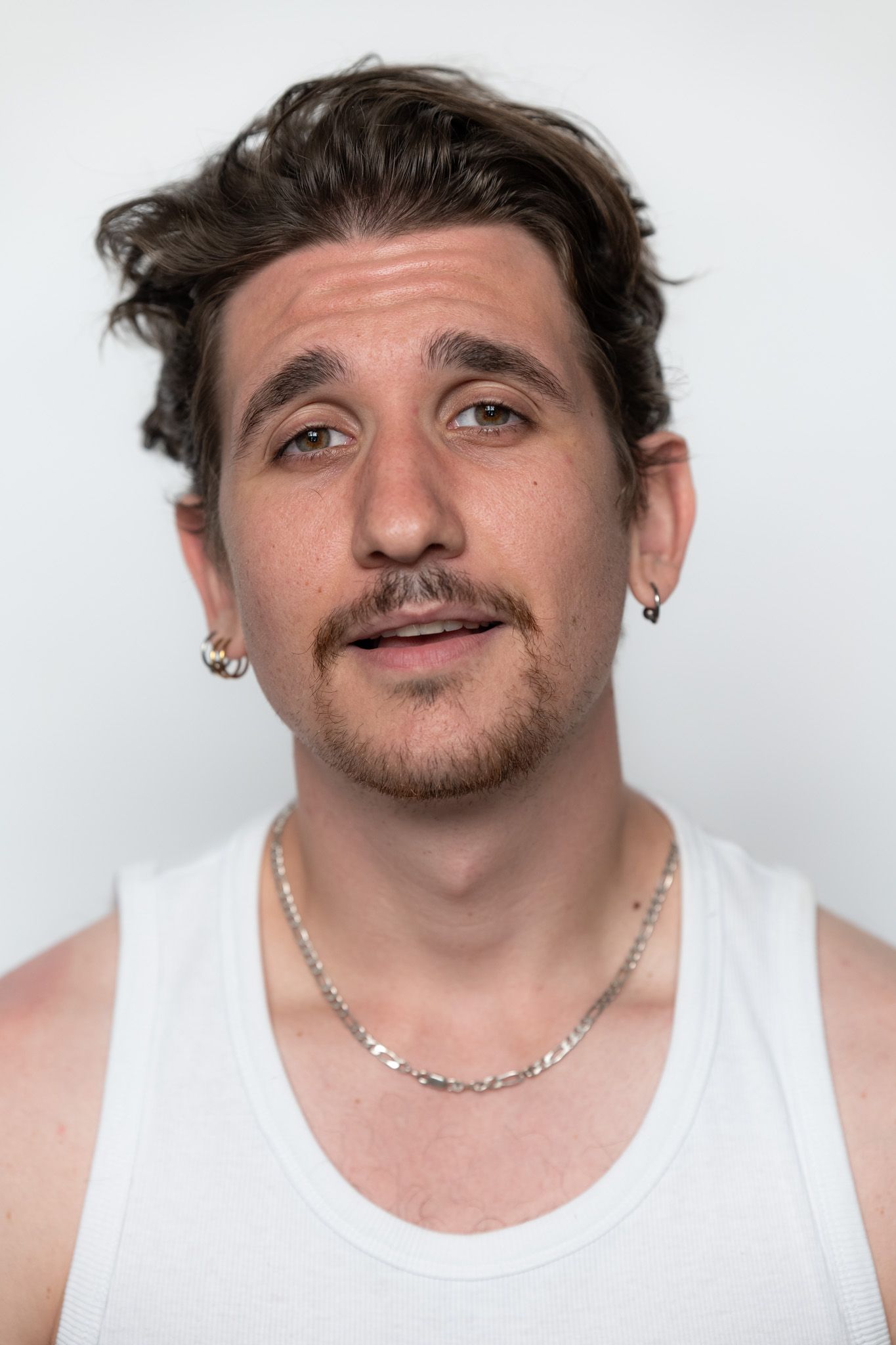 6-guillaume-j-main-book-victor-talent-spotters