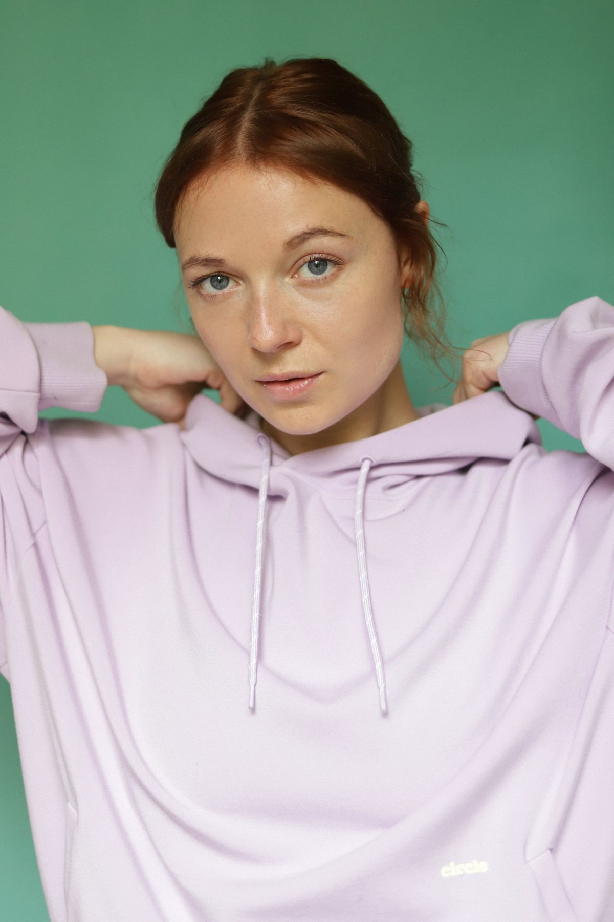 7-chloe-g-main-book-victor-talent-spotters