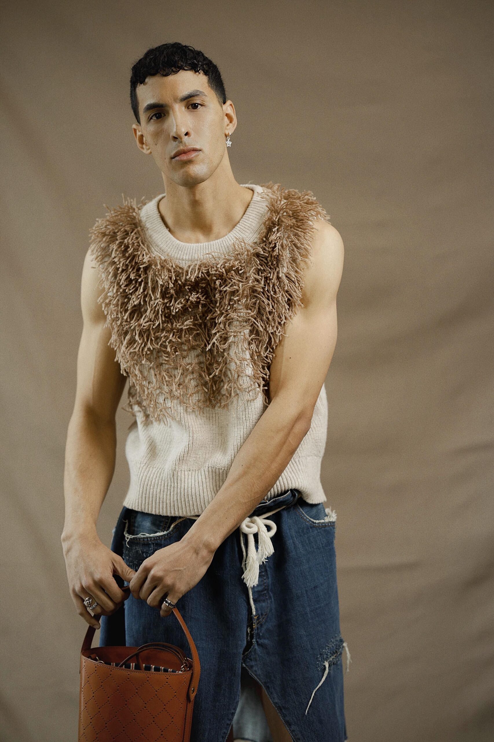 8-adnane-v-main-book-victor-talent-spotters