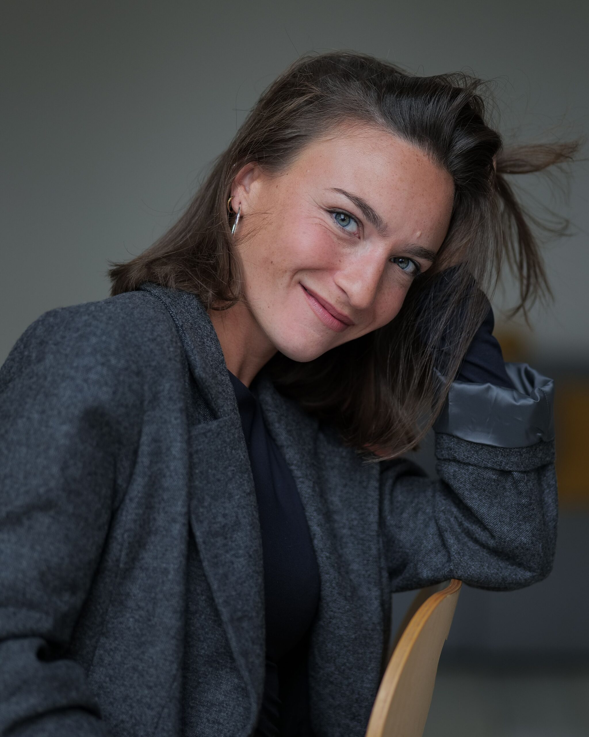 8-lisa-c-main-book-victor-talent-spotters