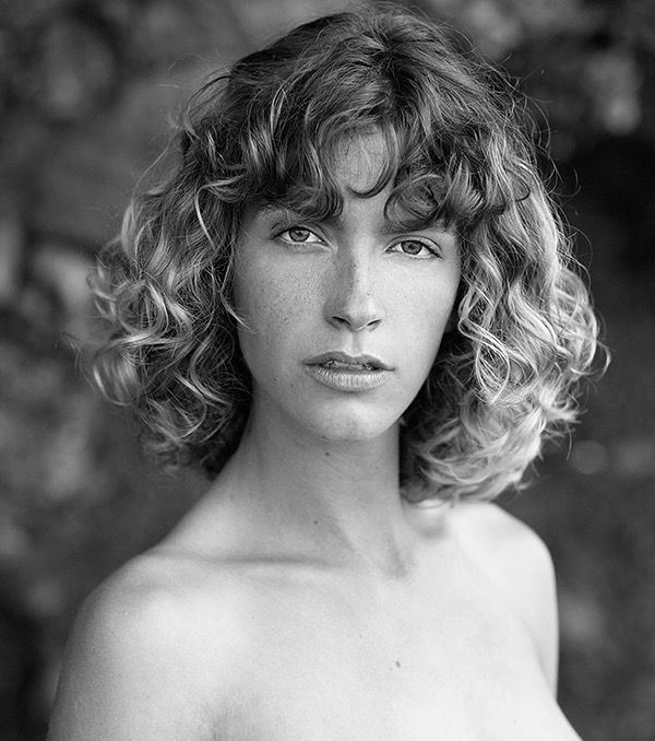 1-zoe-g-main-book-victor-talent-spotters