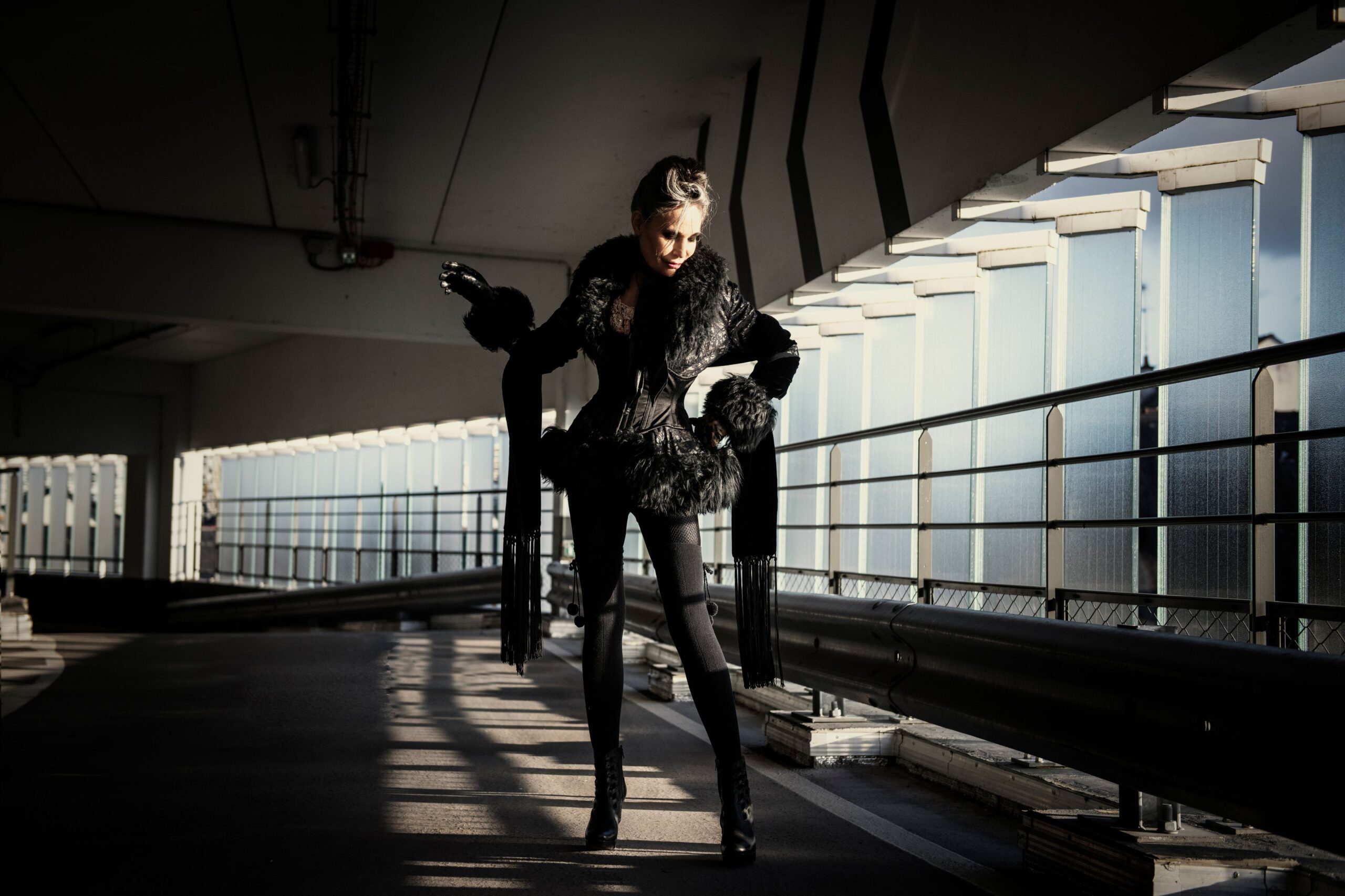 11-mona-s-main-book-victor-talent-spotters