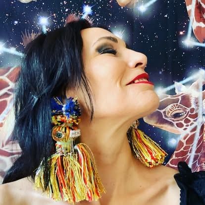 23-mona-s-main-book-victor-talent-spotters