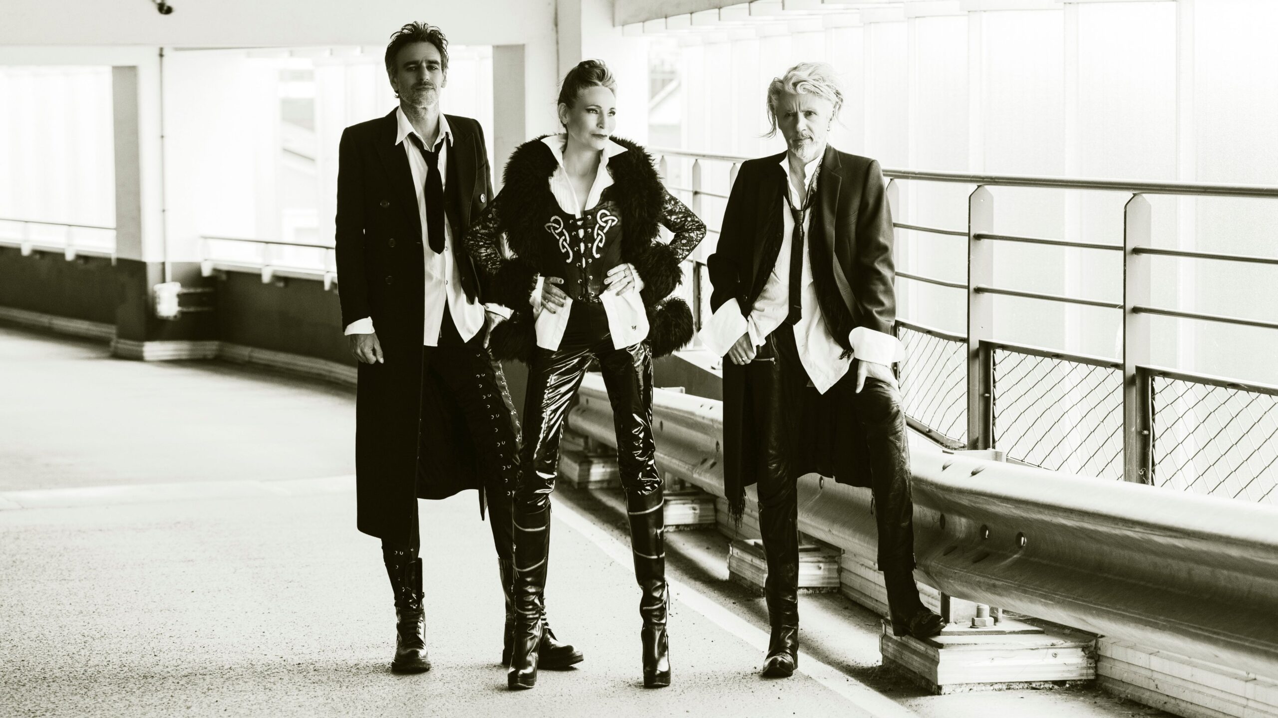 4-mona-s-main-book-victor-talent-spotters