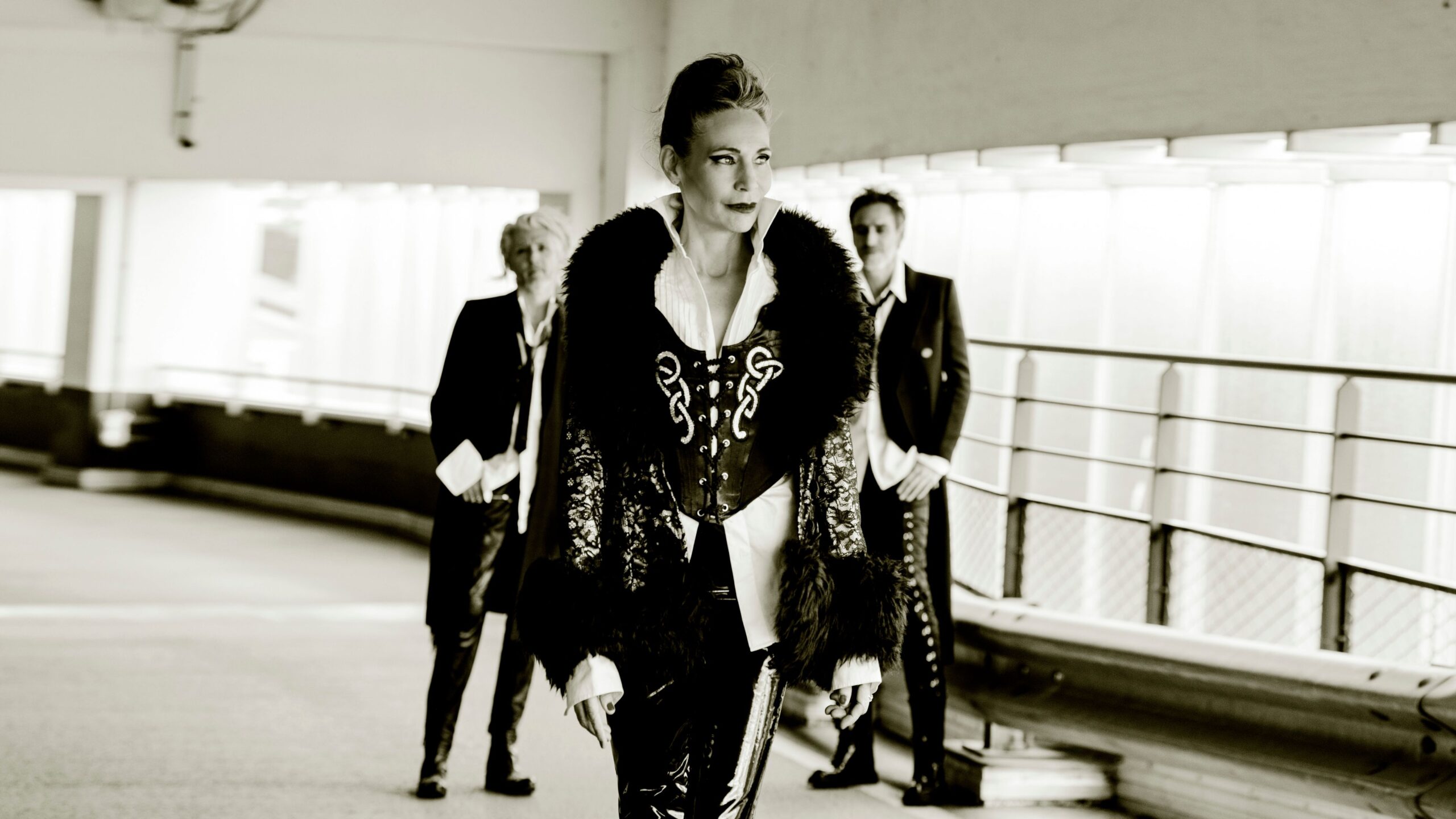 5-mona-s-main-book-victor-talent-spotters