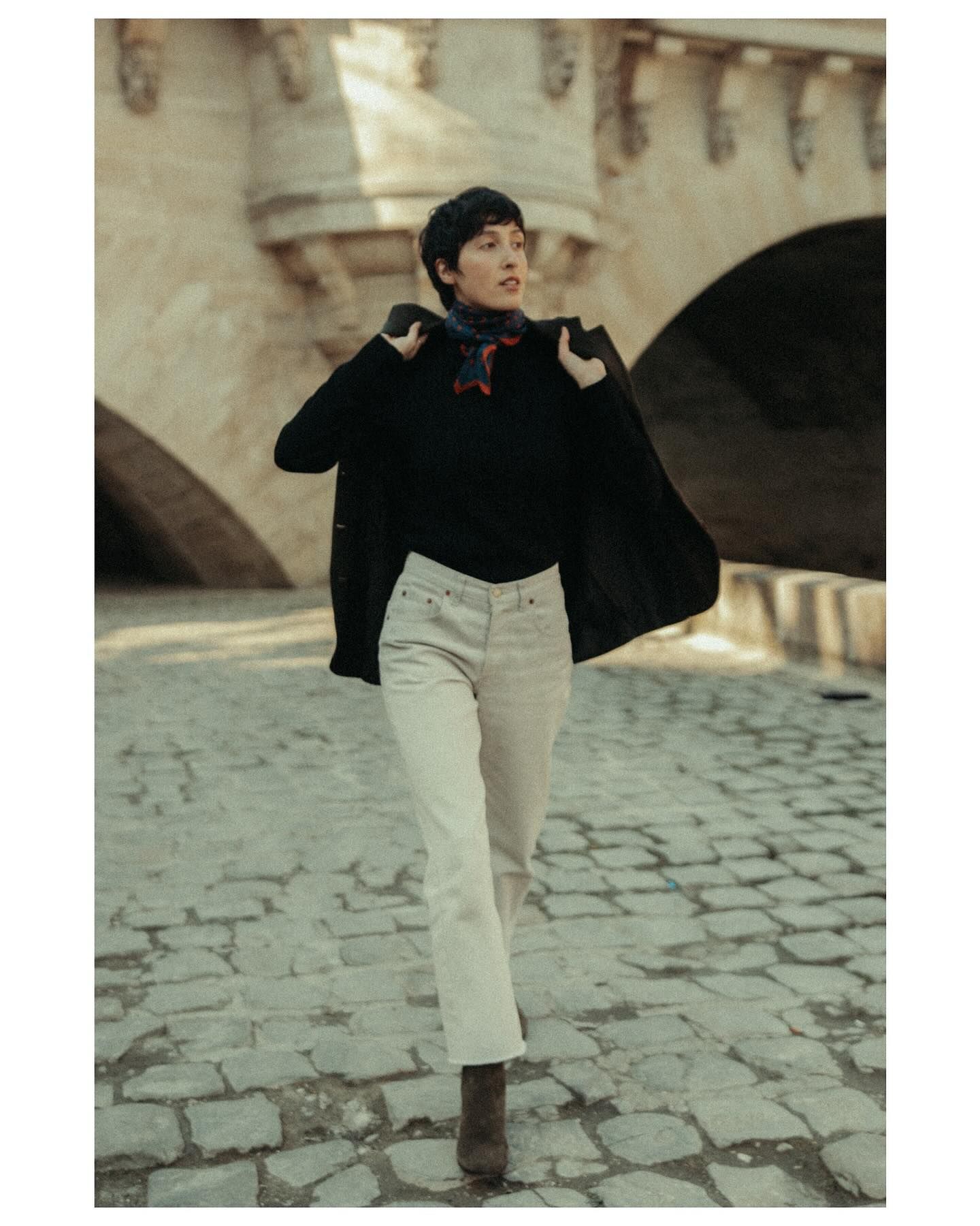 21-angele-f-main-book-victor-talent-spotters