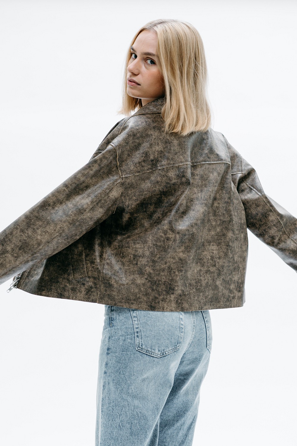 LEA S — photo 6