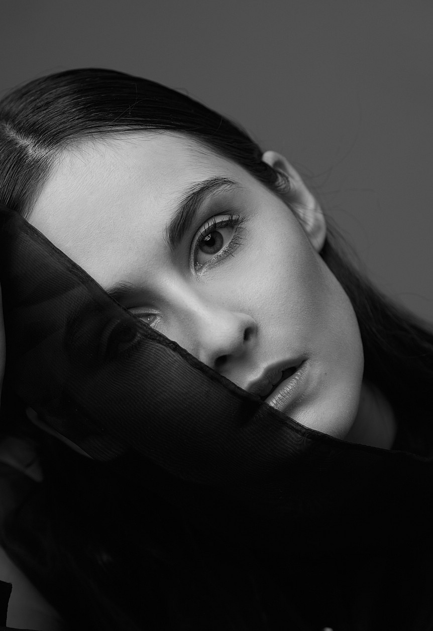 LAURA — photo 11