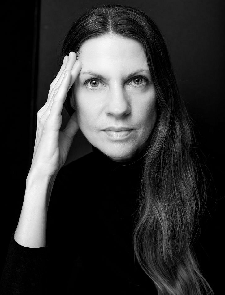 CHARLOTTE B — photo 1